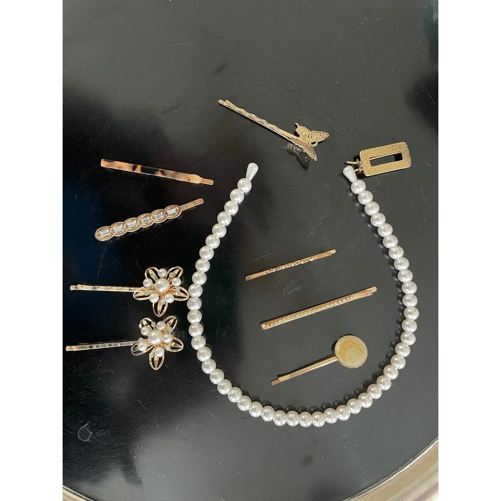 Vintage/Pre Owned Gold Tone Hair Accessory Lot Bobby Pins‎ Clips